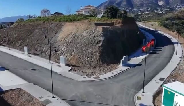 Byggetomt til salgs i Torreblanca, Fuengirola - € 8 755 000 (Ref: 9652300)