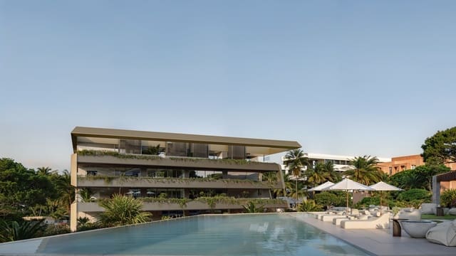 Apartamento de 2 habitaciones en Parque Central, Estepona en venta con piscina garaje - 678.000 € (Ref: 9679970)