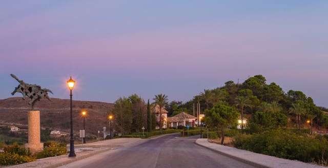 4 makuuhuone Huvila myytävänä paikassa Benahavís pueblo, Benahavís mukana uima-altaan 
autotalli - 3 250 000 € (Ref: 9715064)