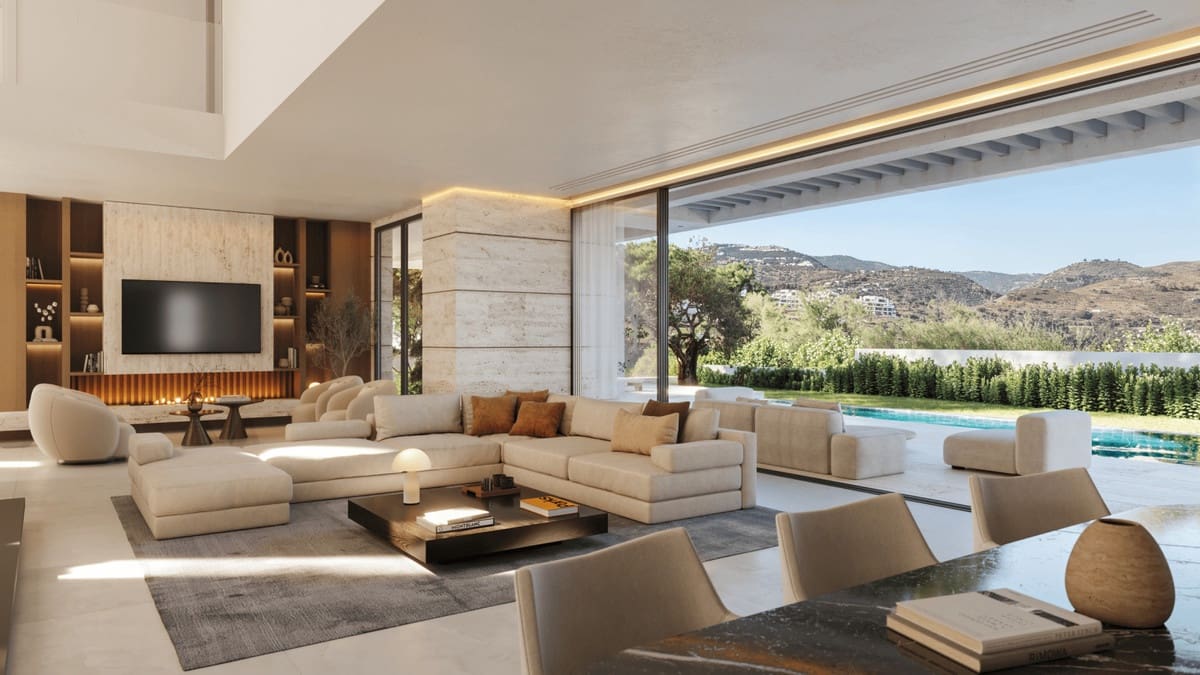 6 bedroom Villa for sale in Mijas Costa with pool garage - € 3,800,000 (Ref: 9729436)