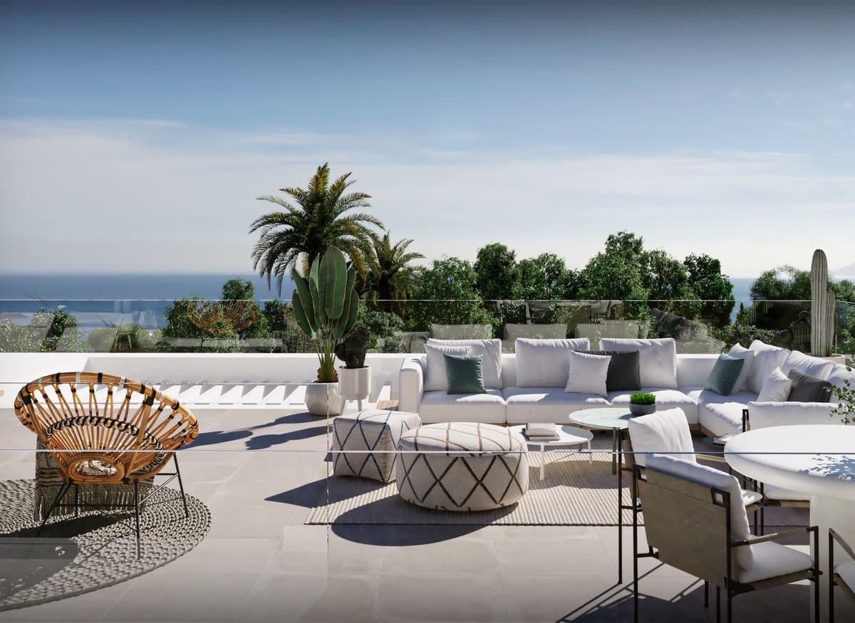 4 soveværelse Villa til salg i New Golden Mile med swimmingpool garage - € 2.000.000 (Ref: 9799915)