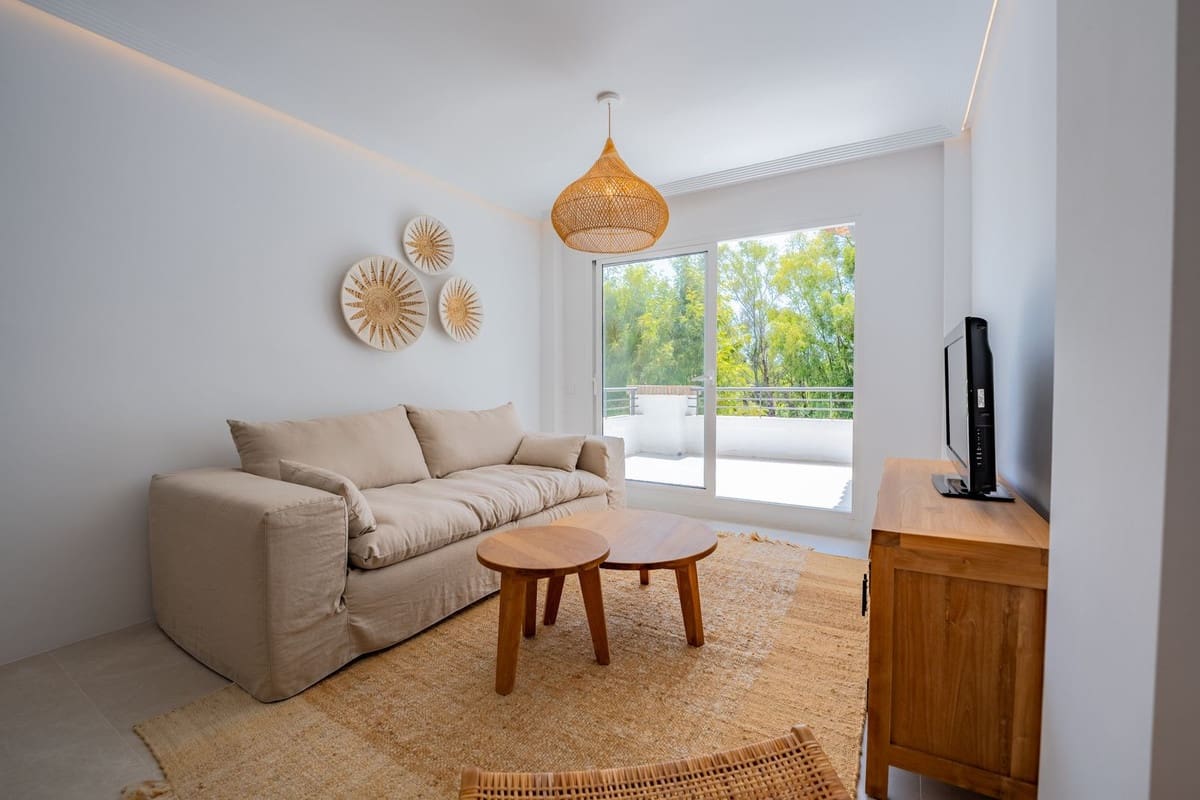 2 soveværelse Penthouse til salg i Los Arqueros med swimmingpool garage - € 465.000 (Ref: 10011946)
