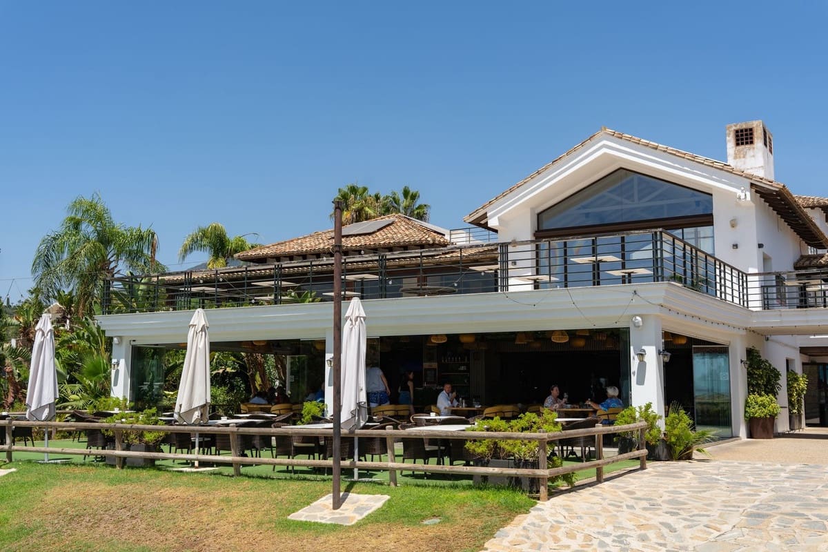 2 soveværelse Penthouse til salg i Los Arqueros med swimmingpool garage - € 465.000 (Ref: 10011946)