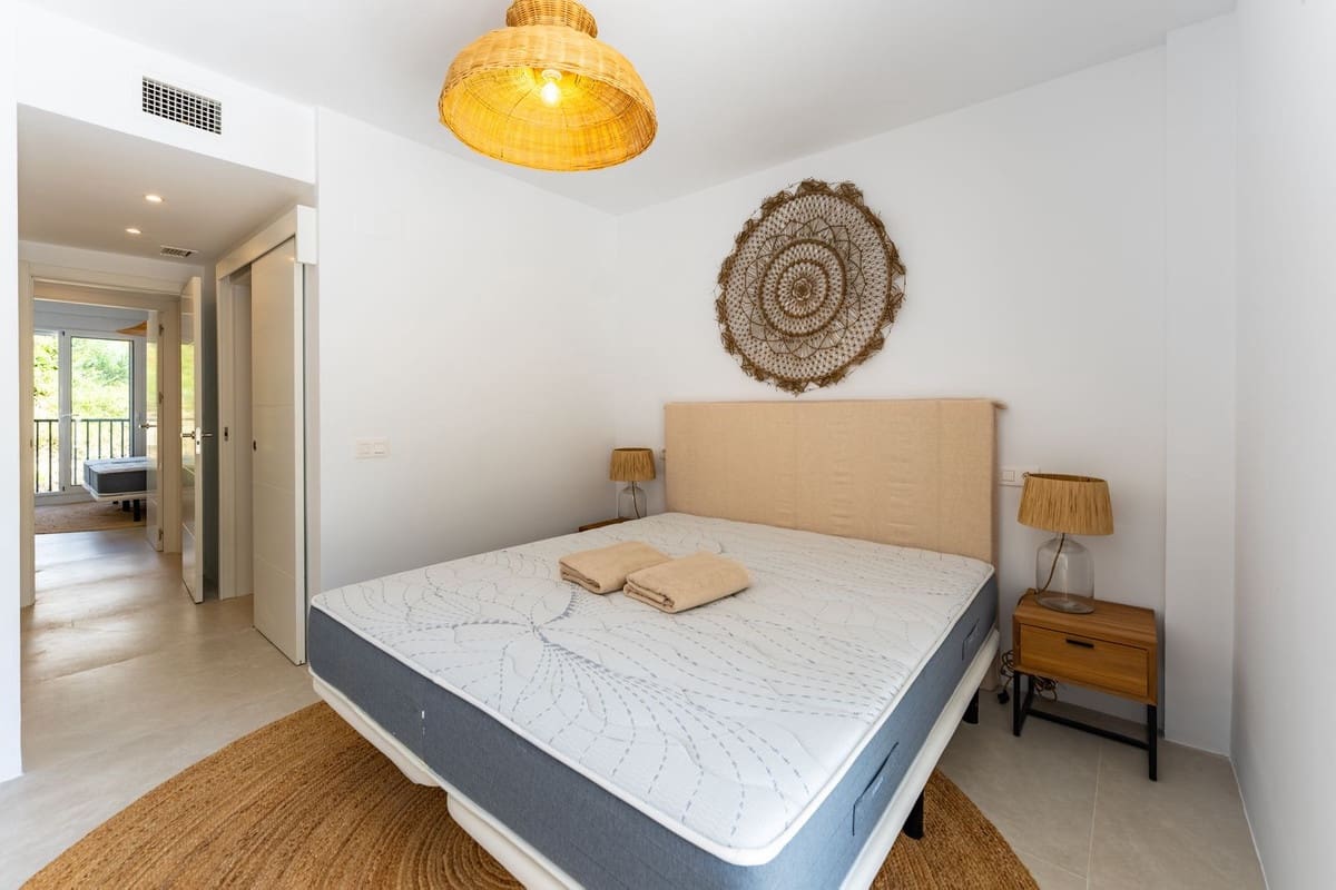 2 soveværelse Penthouse til salg i Los Arqueros med swimmingpool garage - € 465.000 (Ref: 10011946)
