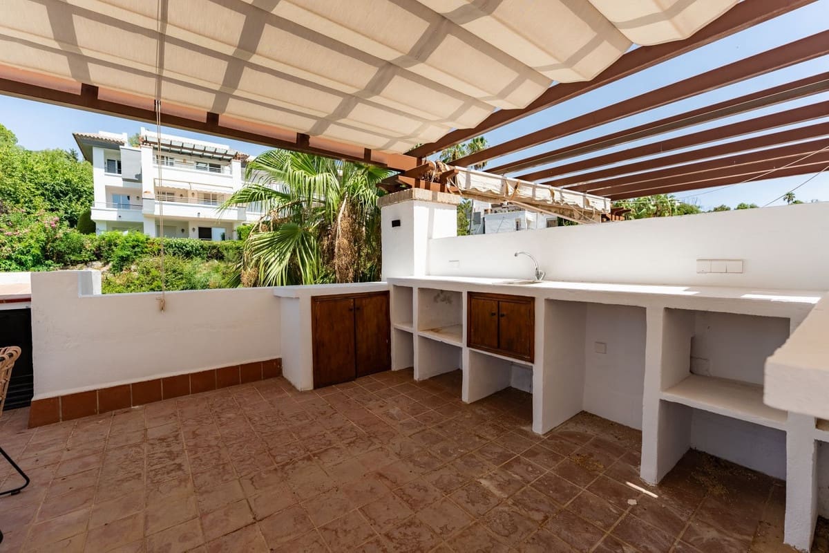 2 soveværelse Penthouse til salg i Los Arqueros med swimmingpool garage - € 465.000 (Ref: 10011946)