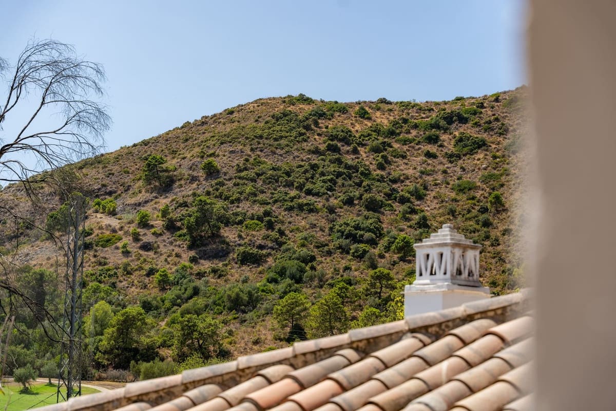 2 soveværelse Penthouse til salg i Los Arqueros med swimmingpool garage - € 465.000 (Ref: 10011946)