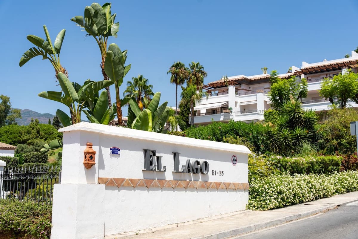 2 soveværelse Penthouse til salg i Los Arqueros med swimmingpool garage - € 465.000 (Ref: 10011946)