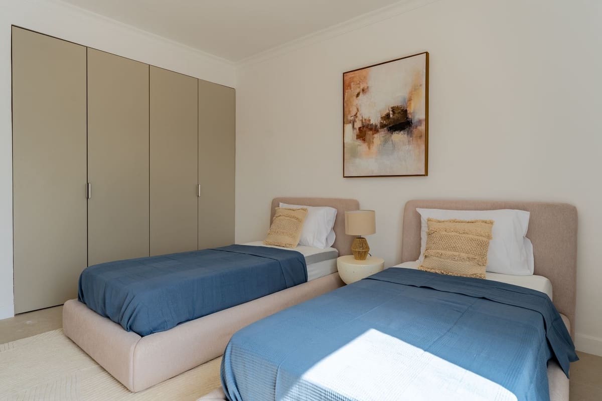 4 soverom Villa til leie i Nueva Andalucia med svømmebasseng garasje - € 12 900 (Ref: 10023464)