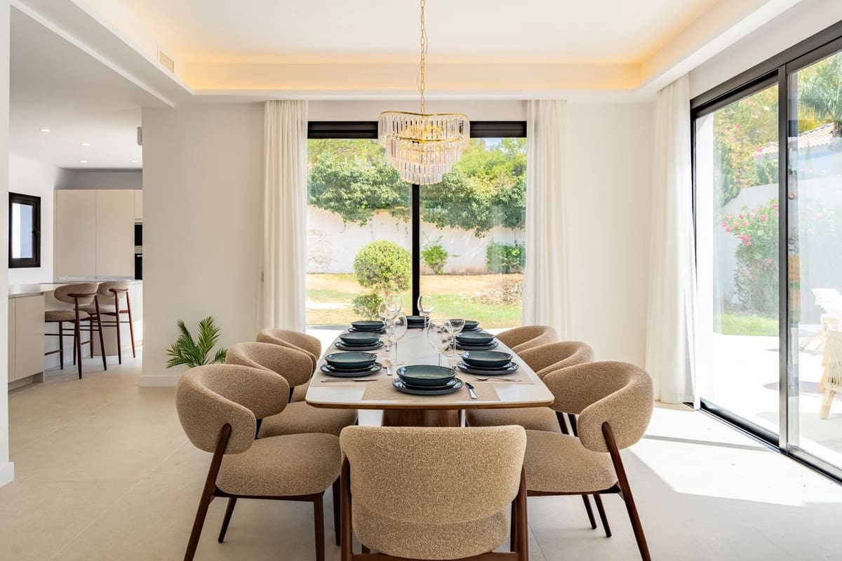 4 soverom Villa til leie i Nueva Andalucia med svømmebasseng garasje - € 12 900 (Ref: 10023464)