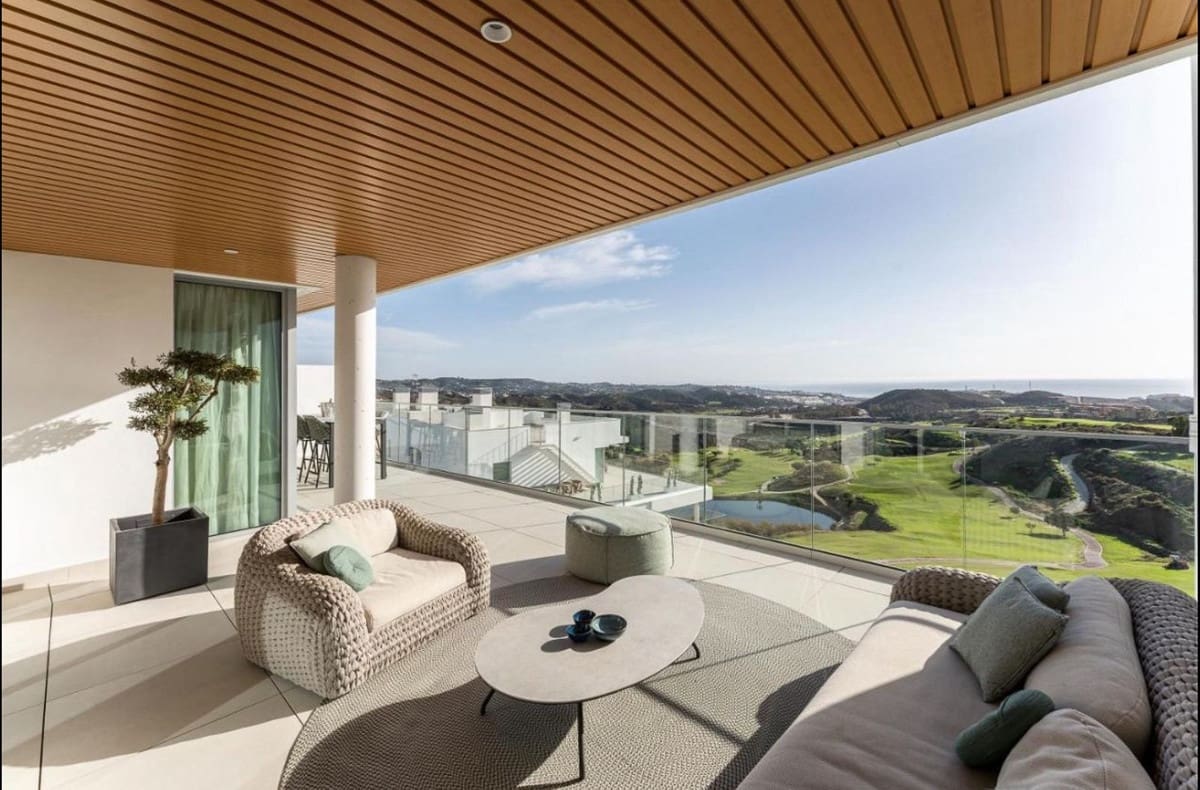 2 sypialnia Apartament na sprzedaż w La Cala de Mijas z basenem garażem - 665 000 € (Ref: 8802649)