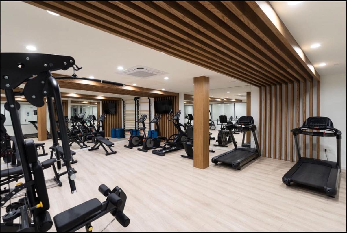 2 sypialnia Apartament na sprzedaż w La Cala de Mijas z basenem garażem - 665 000 € (Ref: 8802649)