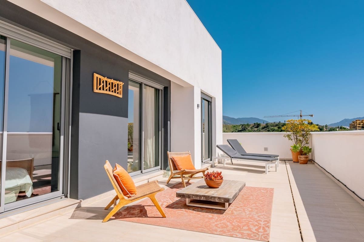 4 camera da letto Attico da affitare come casa vacanza in Estepona con piscina garage - 2.100 € (Rif: 8969331)