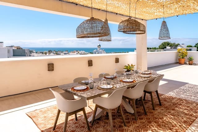 4 quarto Penthouse para arrendamento para férias em Estepona com piscina Garagem - 2 100 € (Ref: 8969331)