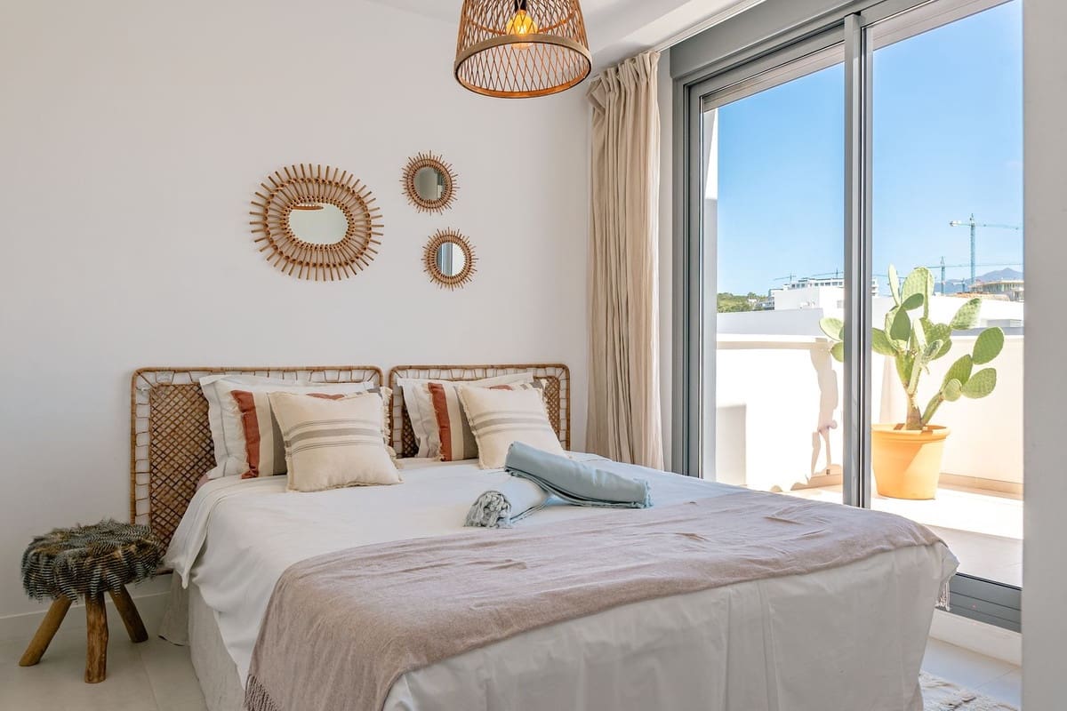4 camera da letto Attico da affitare come casa vacanza in Estepona con piscina garage - 2.100 € (Rif: 8969331)