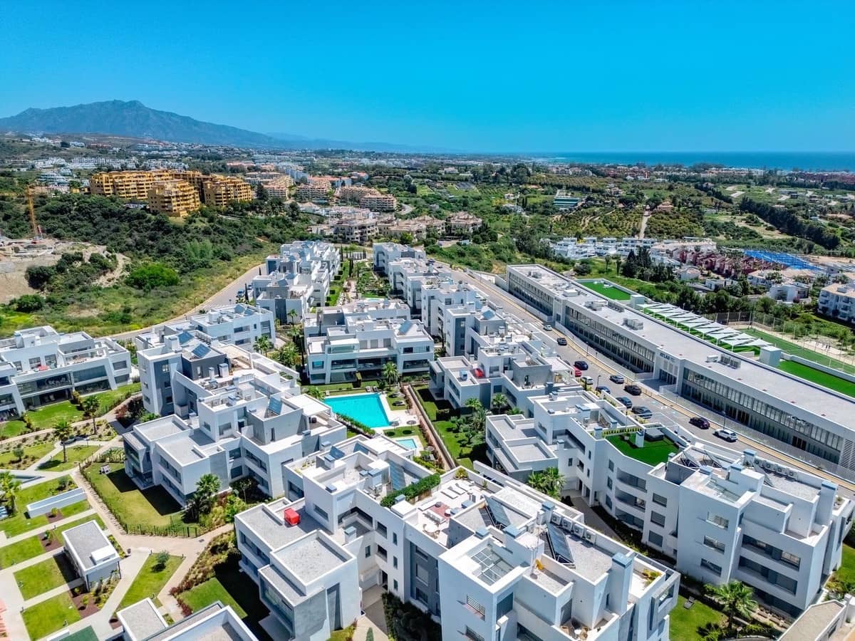 4 camera da letto Attico da affitare come casa vacanza in Estepona con piscina garage - 2.100 € (Rif: 8969331)