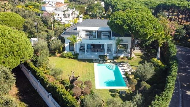 4 makuuhuone Huvila vuokrattavana paikassa Las Chapas, Marbella mukana uima-altaan 
autotalli - 9 000 € (Ref: 8983123)