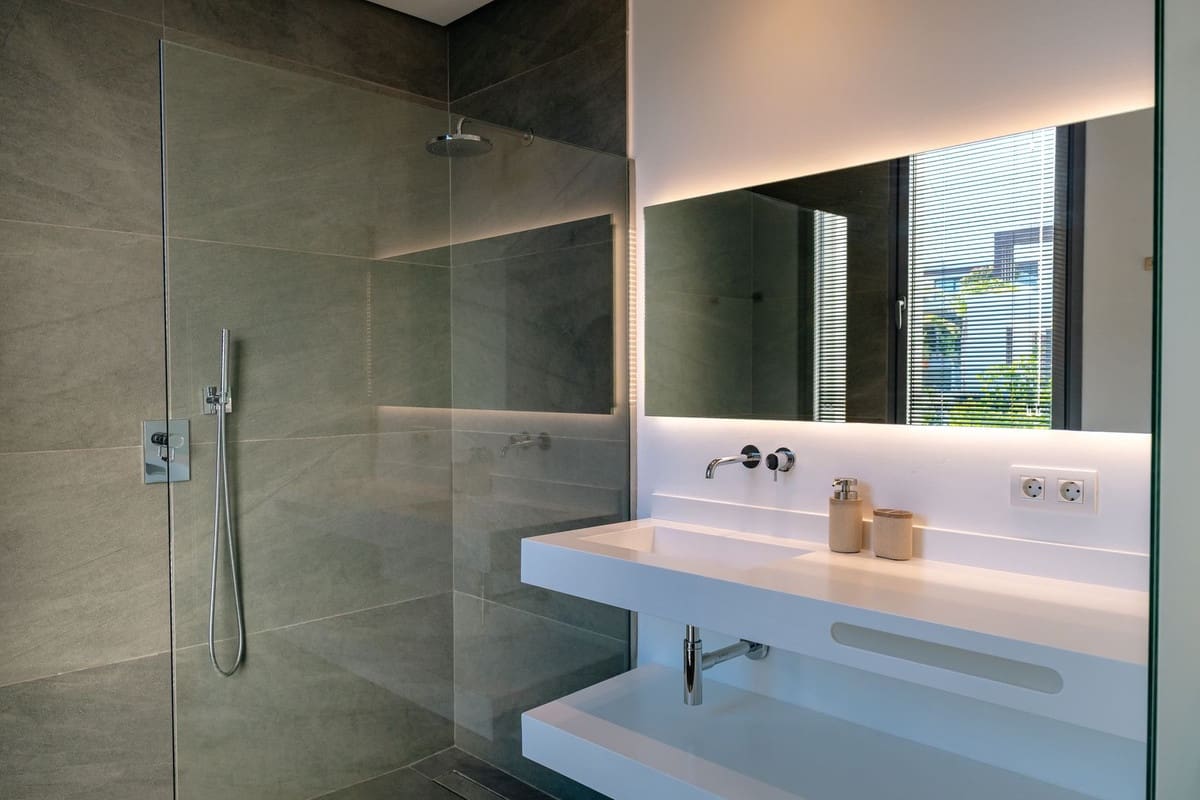 Villa/Maison de 4 chambres de location de vacances à Cancelada avec piscine garage - 5 600 € (Ref: 8991989)