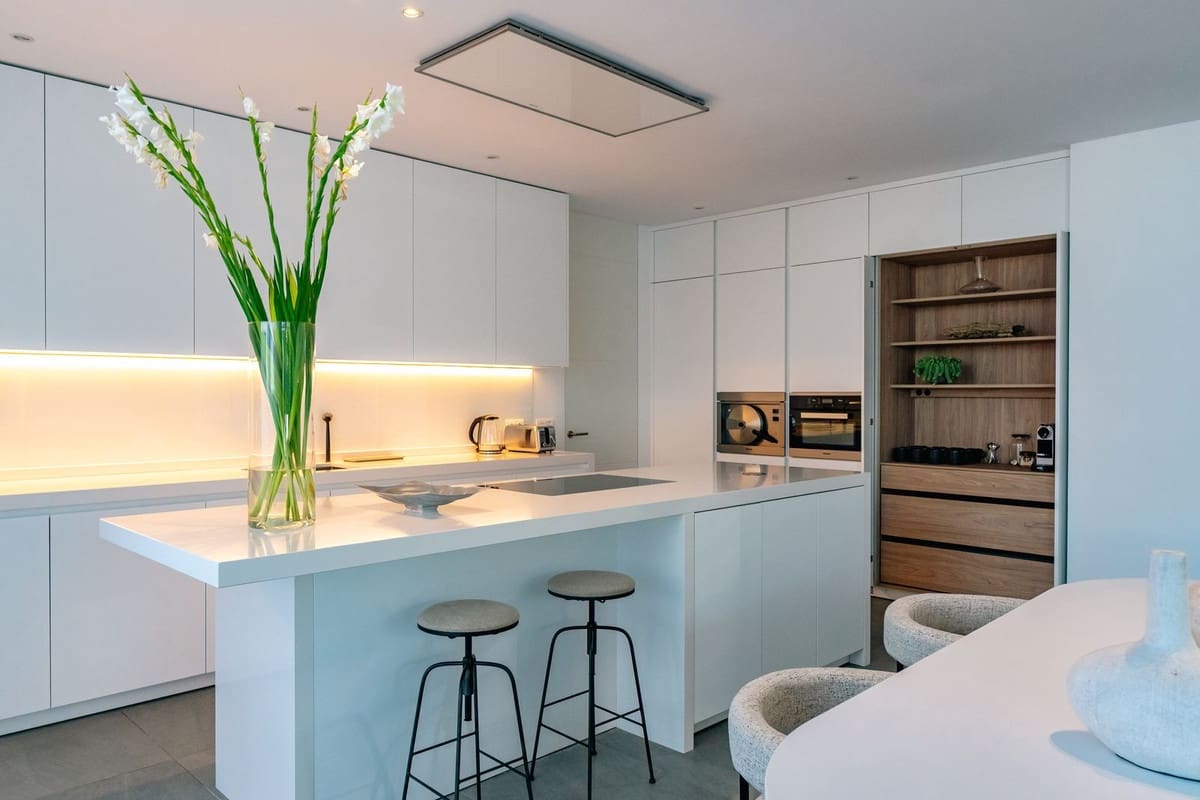 Villa/Maison de 4 chambres de location de vacances à Cancelada avec piscine garage - 5 600 € (Ref: 8991989)