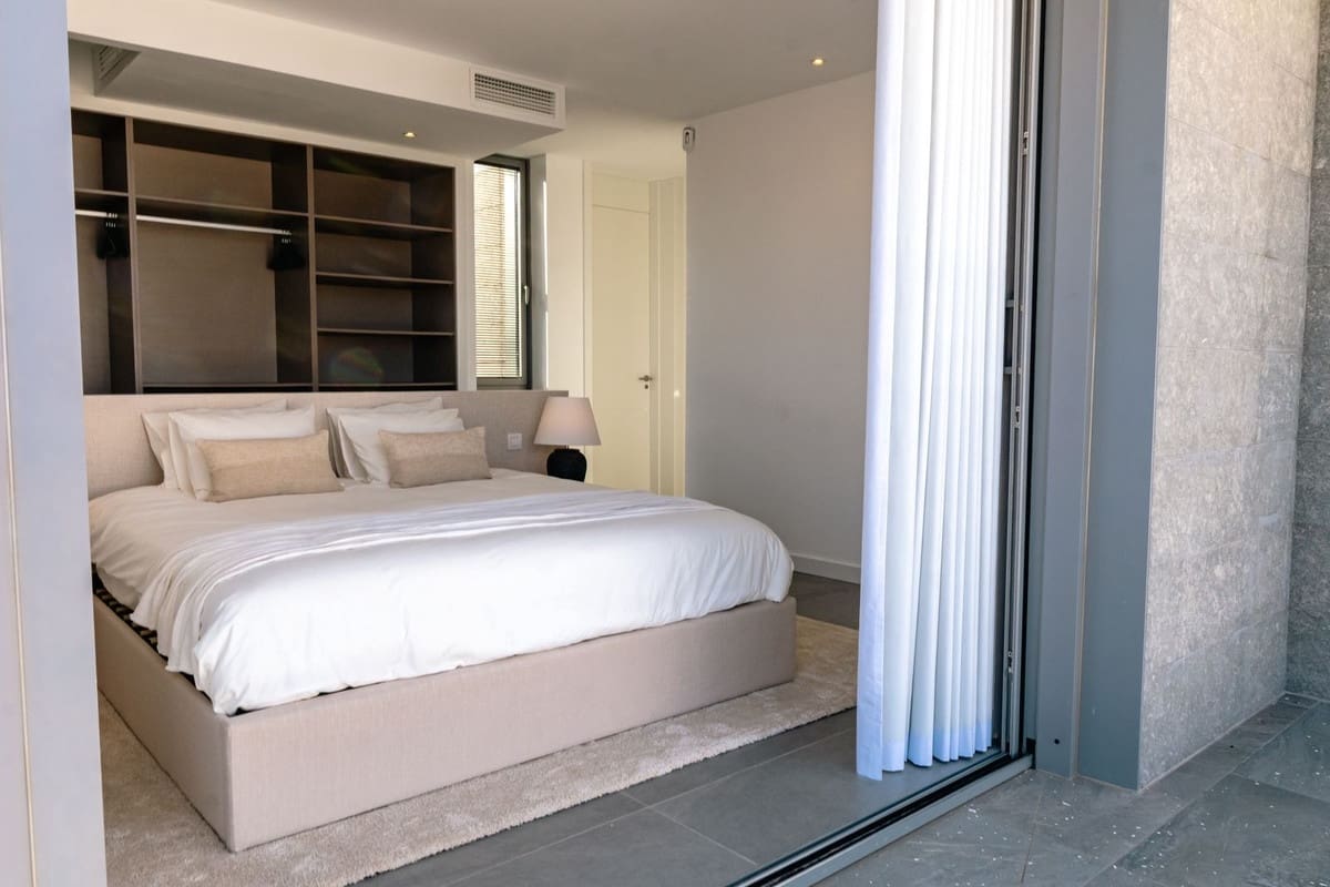 Villa/Maison de 4 chambres de location de vacances à Cancelada avec piscine garage - 5 600 € (Ref: 8991989)