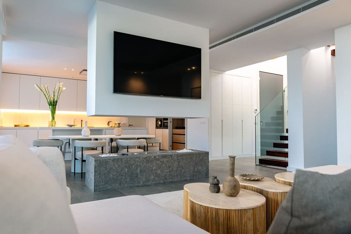 Villa/Maison de 4 chambres à louer à Cancelada avec piscine garage - 10 000 € (Ref: 8993167)