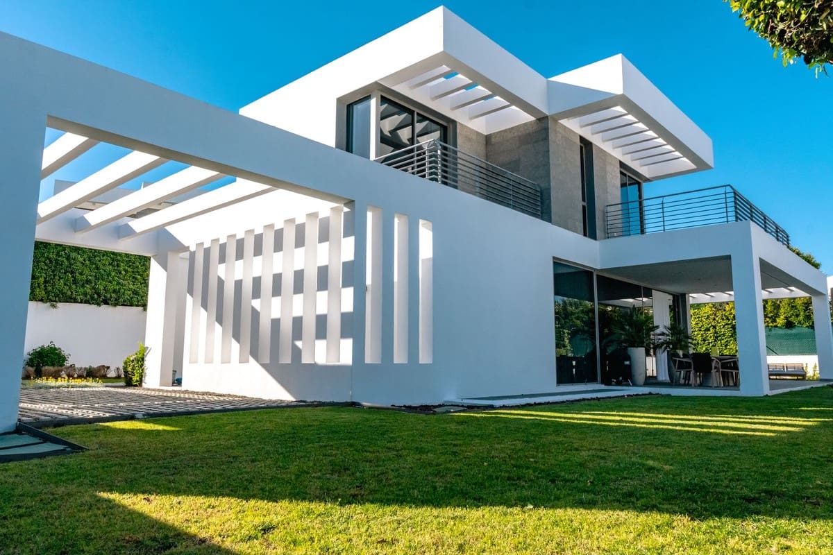 4 sovrum Villa att hyra i Cancelada med pool garage - 11 000 € (Ref: 8993167)