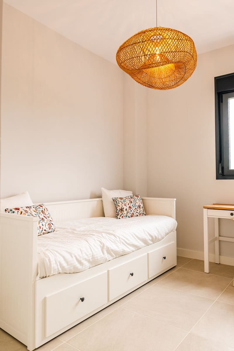 2 Zimmer Penthouse zu vermieten in New Golden Mile mit Garage - 2.200 € (Ref: 9005199)