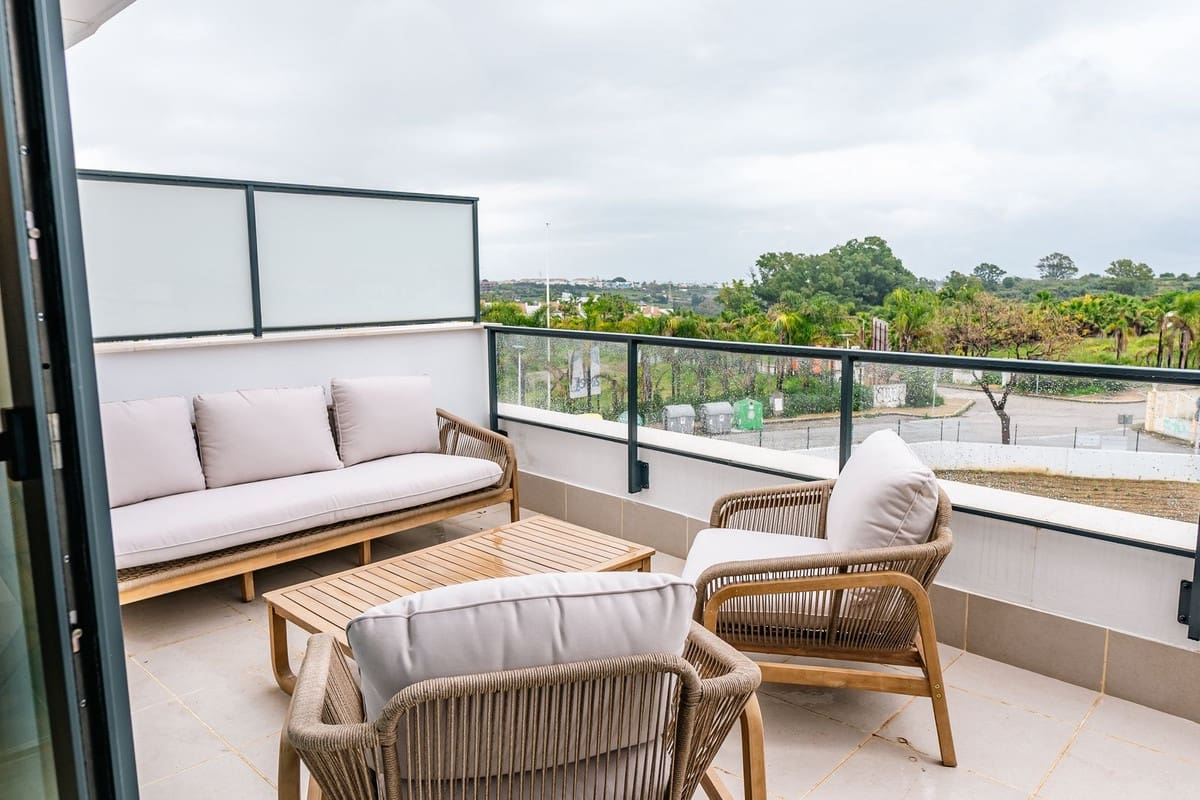 2 Zimmer Penthouse zu vermieten in New Golden Mile mit Garage - 2.200 € (Ref: 9005199)