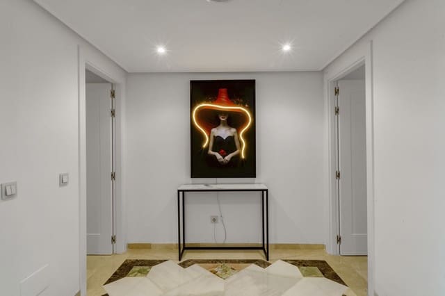 3 bedroom Apartment for rent in Estepona with pool garage - € 3,750 (Ref: 9115593)