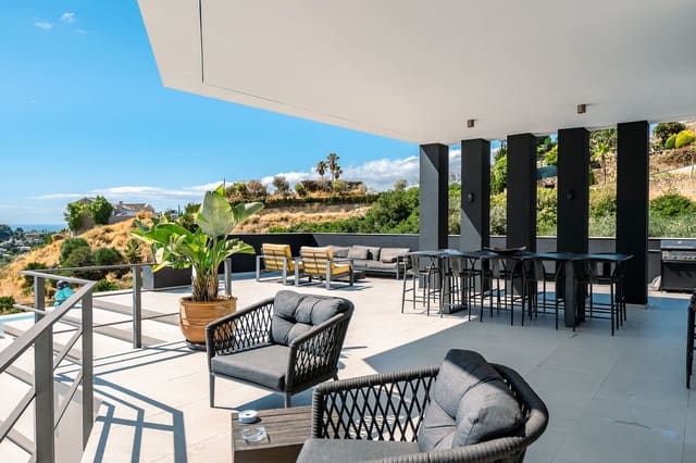 6 bedroom Villa for rent in Benahavís with pool garage - € 40,000 (Ref: 9121452)