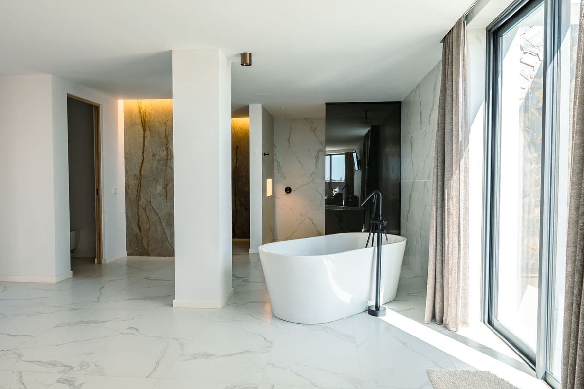 6 sypialnia Willa na kwatery wakacyjne w Benahavis z basenem garażem - 18 500 € (Ref: 9121453)