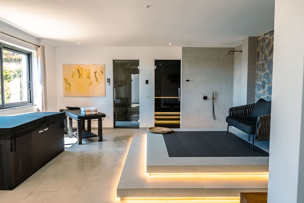 6 sypialnia Willa na kwatery wakacyjne w Benahavis z basenem garażem - 18 500 € (Ref: 9121453)