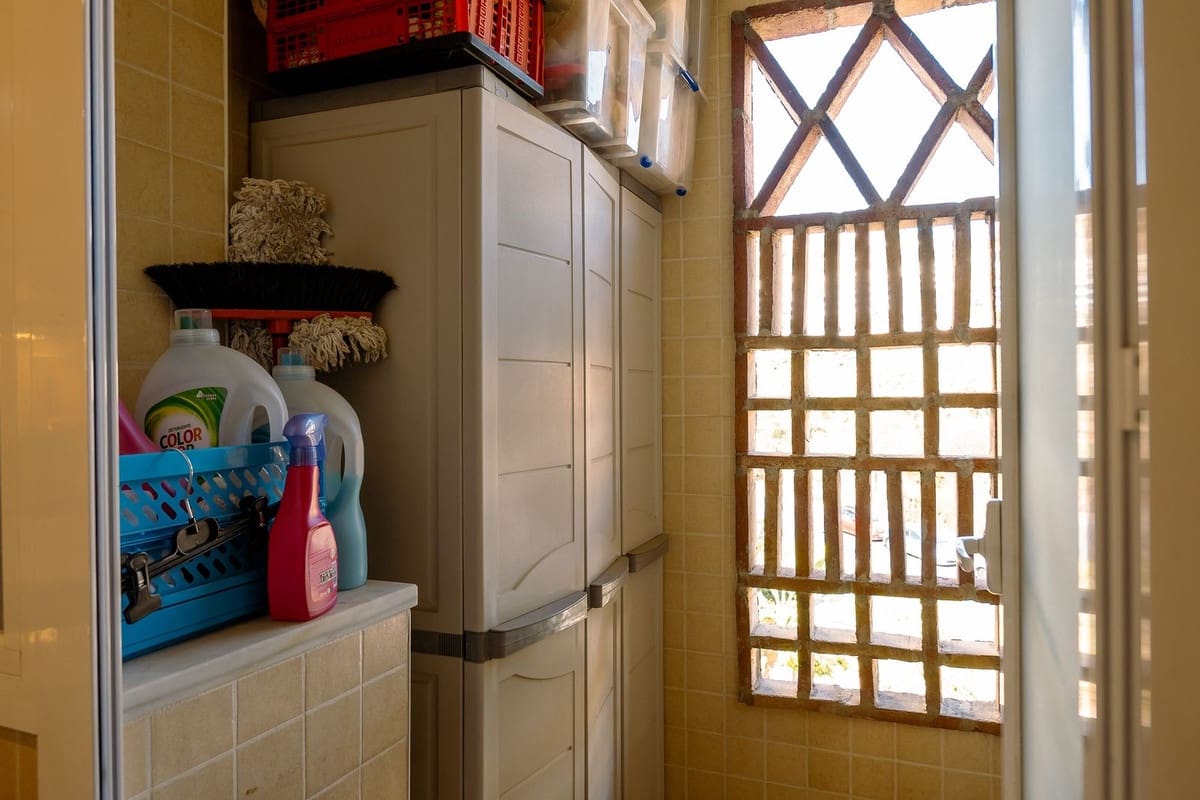 2 sovrum Takvåning till salu i Los Arqueros med pool garage - 465 000 € (Ref: 9325387)