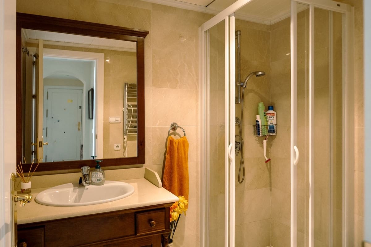 2 sovrum Takvåning till salu i Los Arqueros med pool garage - 465 000 € (Ref: 9325387)