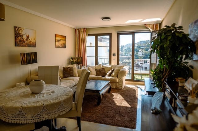 2 sovrum Takvåning till salu i Los Arqueros, Benahavís med pool garage - 465 000 € (Ref: 9325387)