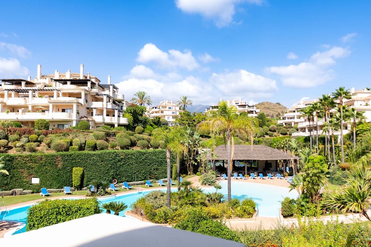 3 makuuhuone Huoneisto vuokrattavana paikassa Benahavis mukana 
autotalli - 3 950 € (Ref: 9331419)