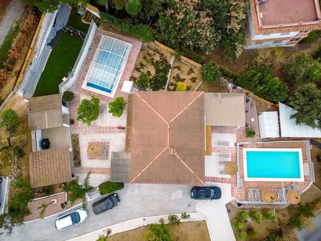 5 camera da letto Finca/Casa di Campagna da affittare in Alhaurín el Grande con piscina garage - 3.750 € (Rif: 9335527)
