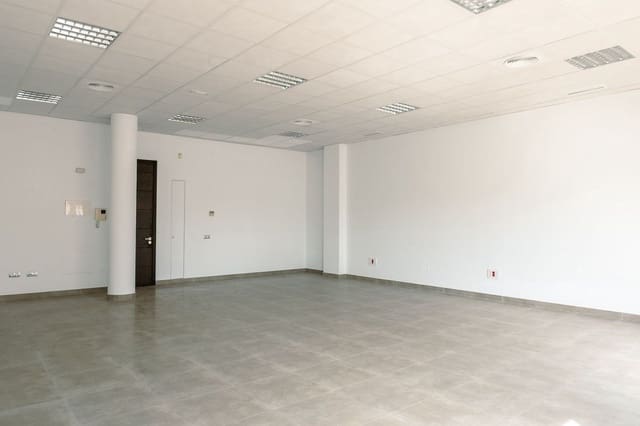 Office for rent in Bel-Air, Estepona with garage - € 2,200 (Ref: 9335528)