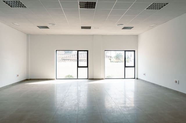 Office for rent in Bel-Air, Estepona with garage - € 2,200 (Ref: 9335528)