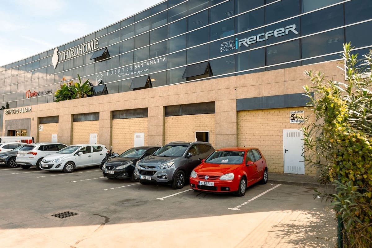 Office for rent in Bel-Air with garage - € 2,200 (Ref: 9335528)