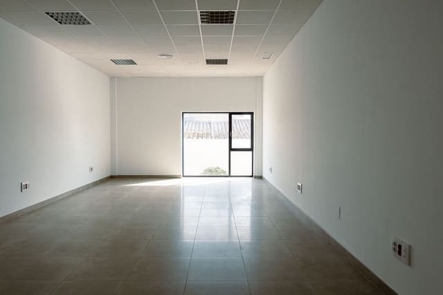 Office for rent in Estepona with garage - € 1,800 (Ref: 9336881)