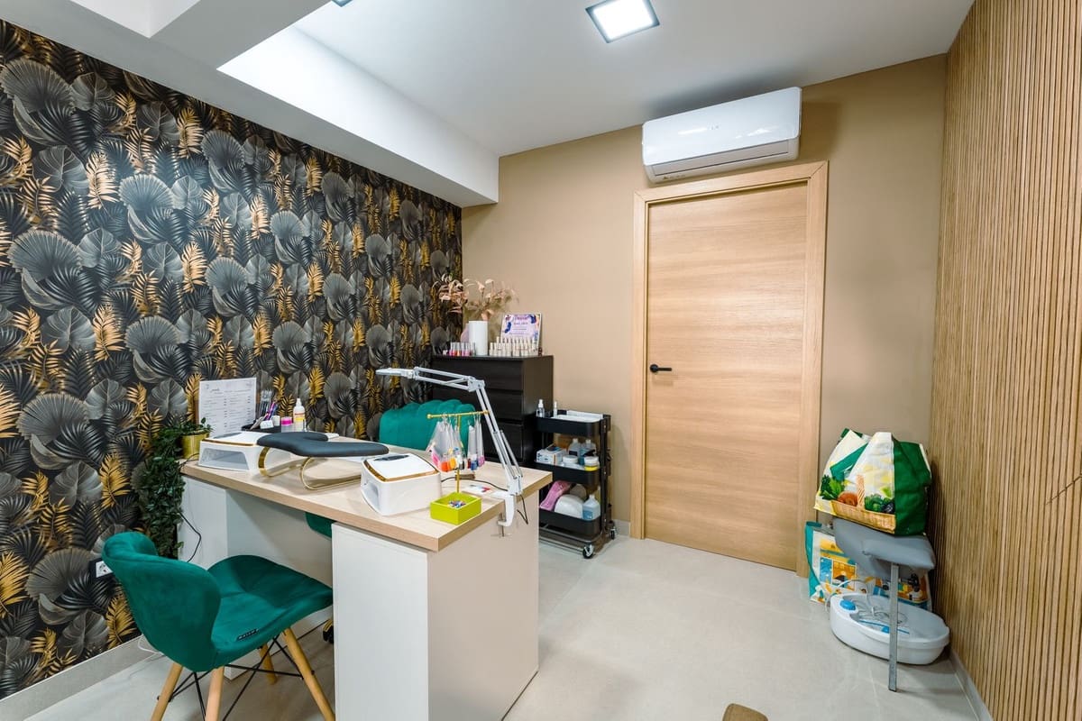 Commercieel te huur in Calahonda met garage - € 1.250 (Ref: 9379876)