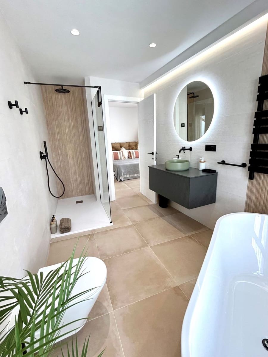 3 slaapkamer Huis te huur in Estepona - € 7.200 (Ref: 9405923)