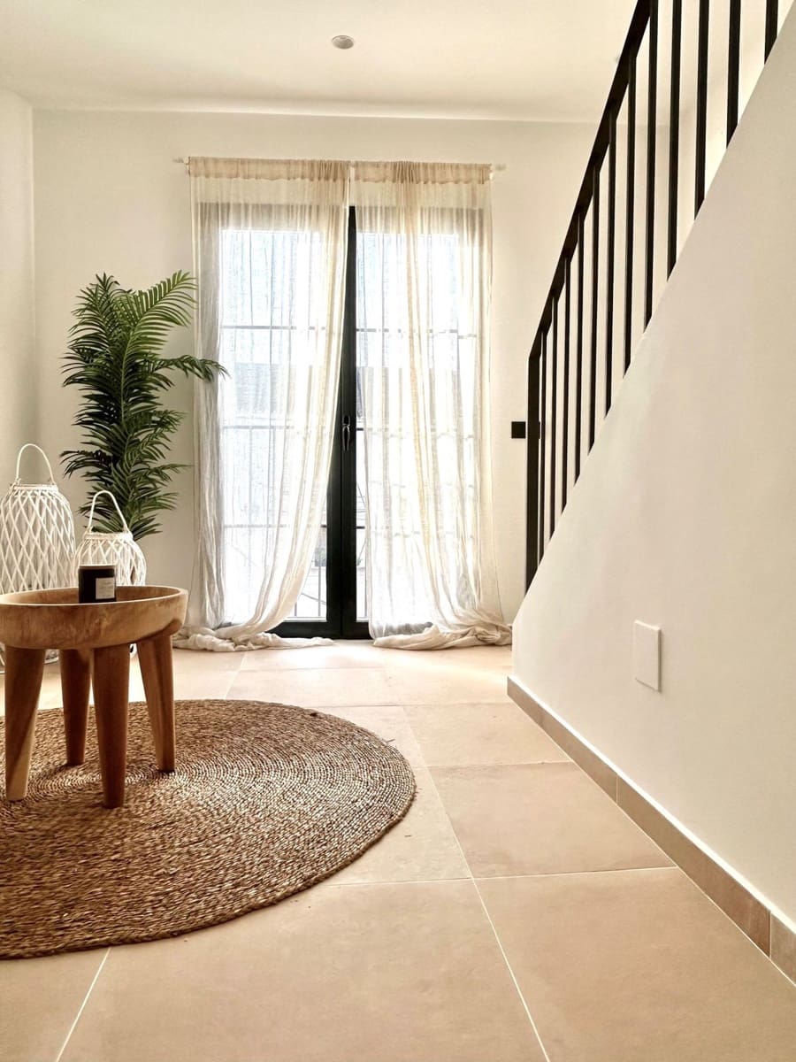 3 quarto Casa em Banda para arrendamento para férias em Estepona - 1 800 € (Ref: 9405924)