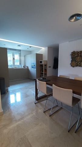 3 quarto Apartamento para arrendar em La Mairena, Ojen com piscina garagem - 2 500 € (Ref: 9432393)