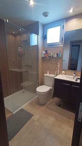 3 quarto Apartamento para arrendar em La Mairena, Ojen com piscina garagem - 2 500 € (Ref: 9432393)