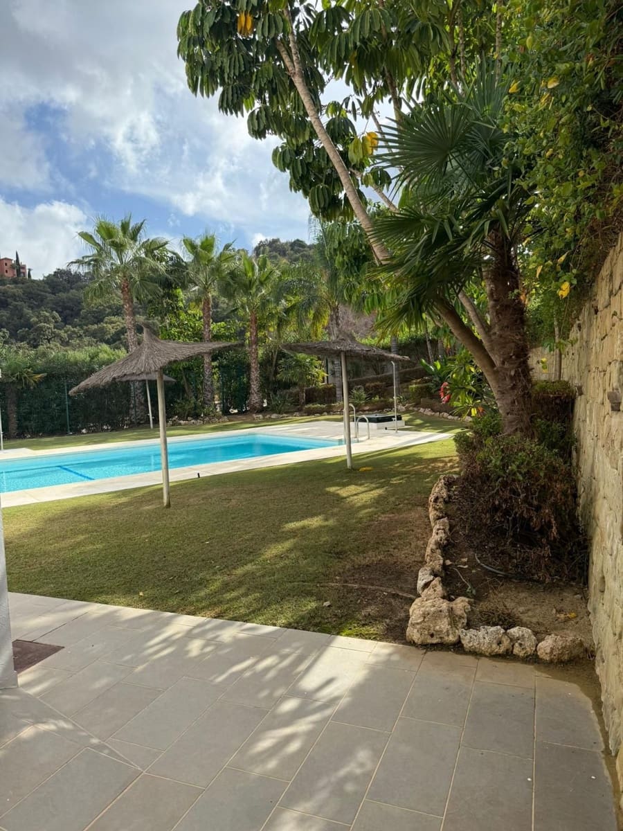 3 soveværelse Lejlighed til leje i La Mairena med swimmingpool garage - € 2.500 (Ref: 9432393)