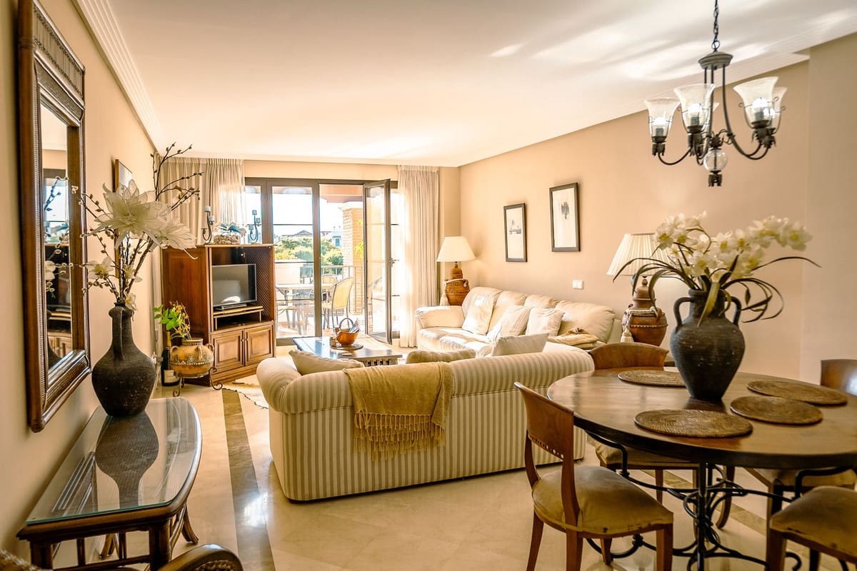 Ático de 2 habitaciones en Los Arqueros en venta con garaje - 395.000 € (Ref: 9447086)