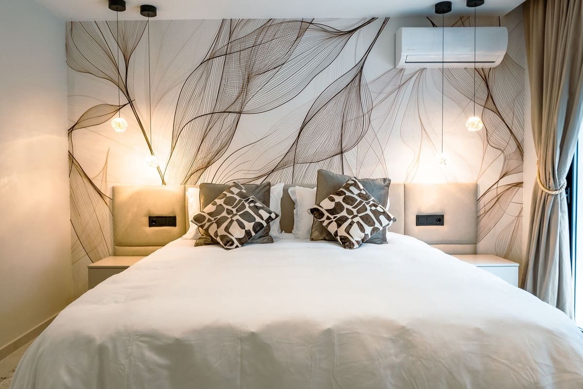 Villa/Maison de 5 chambres à louer à El Paraiso - 13 000 € (Ref: 9468668)