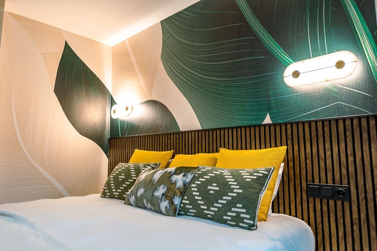 Villa/Maison de 5 chambres à louer à El Paraiso - 13 000 € (Ref: 9468668)