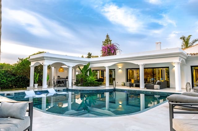 5 bedroom Villa for rent in El Paraiso, Estepona - € 25,000 (Ref: 9468668)